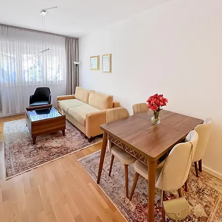 Beethree Apartamento