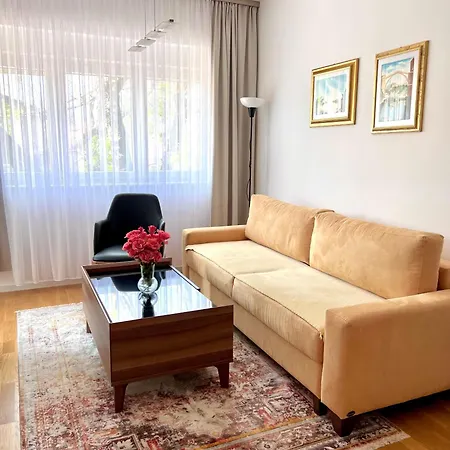 Beethree Apartamento Mostar